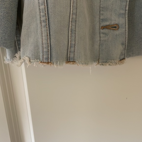 Jean jacket - Picture 2 of 4
